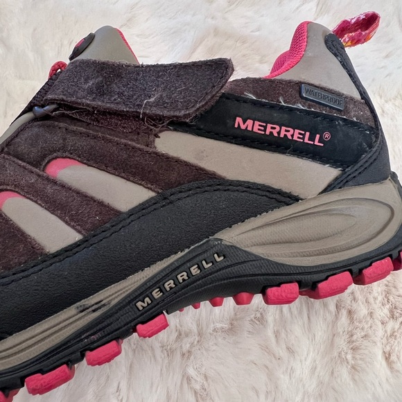 Kids Merrell Shoes - Picture 10 of 11